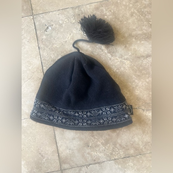 Turtle Fur winter cap. Ladies or men 100 % merino wool. Black white tassel - Picture 8 of 10